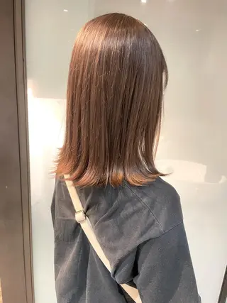 ミディアム カラー ハイライトが 得意なニキです😊のヘアスタイル