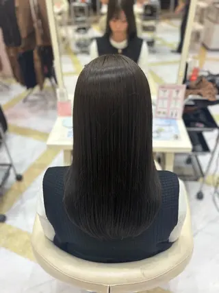 ロング カラー 佐伯 青空のヘアスタイル