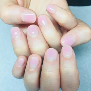 ネイル THECOLORS所属・近貞 莉奈のネイルデザイン