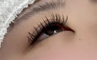 マツエク・マツパ Earth  つくば学園店所属・Eyelist AYAKAのマツエク・マツパデザイン