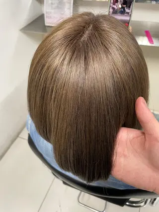 ショート カラー ブリーチ/ヘアセット 【𝙍𝙞𝙣𝙤】のヘアスタイル