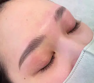 アイブロウ 藤木 萌永のマツエク・マツパデザイン