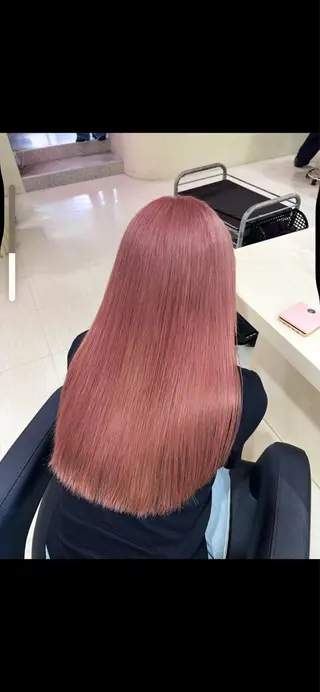 ロング カラー ヘアアレンジ 韓国レイヤー＆ピンク 艶髪🩶maikoのヘアスタイル