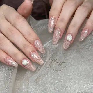 ネイル Maggie Nail🦩のネイルデザイン