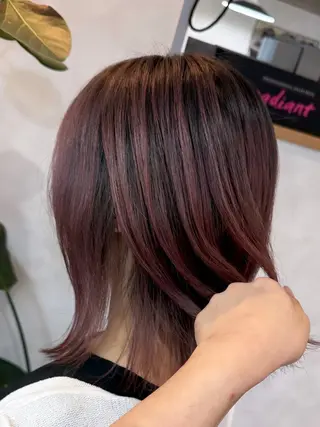 ミディアム 髪のお悩みお任せ ください坂 要司のヘアスタイル