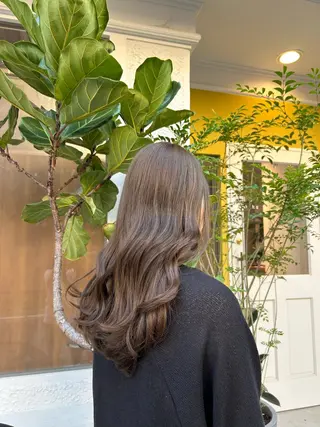 ロング LOVESTOIKE 井上つぐみ/透明感のヘアスタイル