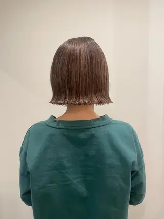 ミディアム カラー 渋谷 留菜のヘアスタイル