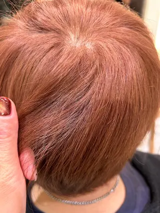 ショート カラー 縮毛矯正/ 輝く透明感カラー🌺のヘアスタイル