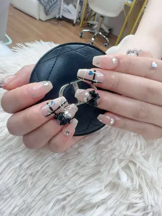 ネイル Hara Nail 【パラジェル使用】のネイルデザイン