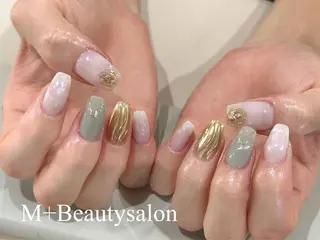 ネイル M+  Beauty Salonのネイルデザイン
