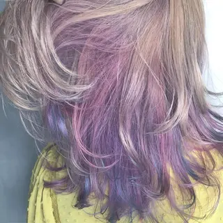 セミロング カラー ORIKA 美容室のヘアスタイル