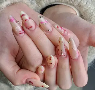 ネイル Pure&Rich Nailのネイルデザイン