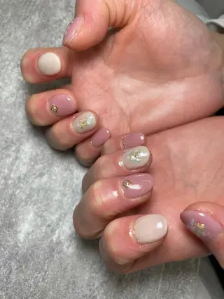 ネイル 蓑原 佳央里のネイルデザイン