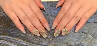 ネイル MOA NAIL所属・MoaNail🫶 Yoshiのネイルデザイン