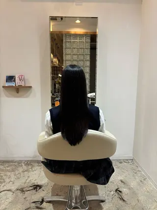 ロング 佐藤 優里のヘアスタイル