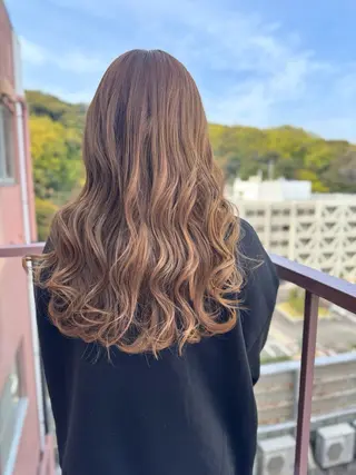 ロング カラー Viage （ビアージュ）のヘアスタイル