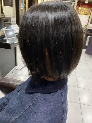 ショート ホワイト/店長/カラ ー講師/錦糸町/岩崎のヘアスタイル
