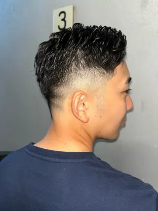 ショート BroTokyo Barbershop 銀座店所属・大河 たいがのヘアスタイル