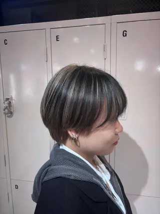 カラー ハイトーン艶カラー 💎あやめ🎀のヘアスタイル