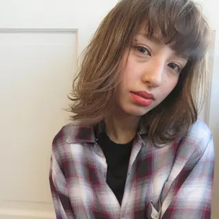 ミディアム カラー レイヤーカット BLend 渋谷のヘアスタイル