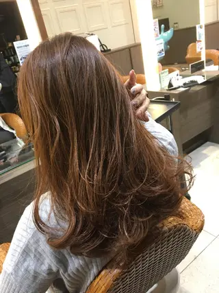 セミロング ブリーチなしダブル/ レイヤーカット 小棹のヘアスタイル