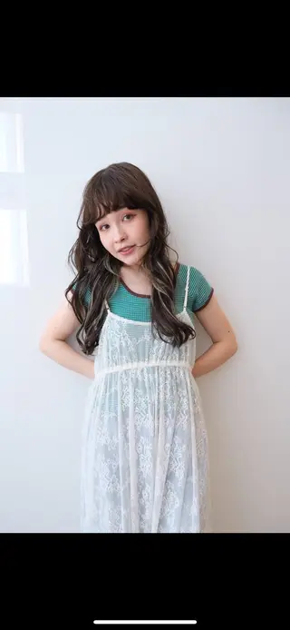 ロング こやなぎ れいなのヘアスタイル