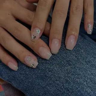ネイル 爪塗屋 さんのネイルデザイン