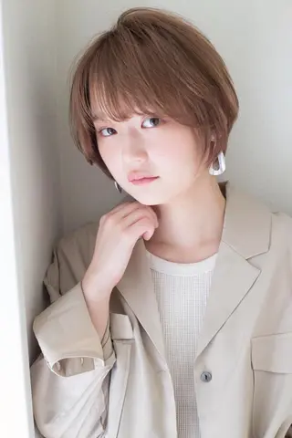 ショート カラー 似合わせ/小顔カット 🔷山方直也のヘアスタイル