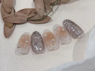 ネイル M+  Beauty Salonのネイルデザイン