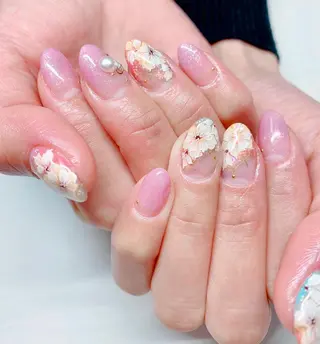 ネイル JINI NAIL所属・ジニ ネイルのネイルデザイン