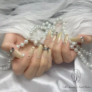 ネイル M2 BEAUTY Rionのネイルデザイン