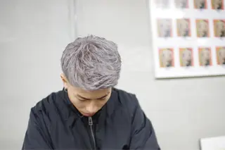 カラー brunt jet所属・関 晃哉のヘアスタイル