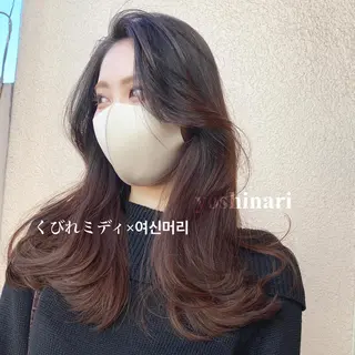 セミロング カラー SALOWIN 新宿三丁目EAST所属・韓国レイヤー🇰🇷 layercut✂️のヘアスタイル