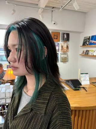 カラー KOU×北谷× BY MY SIDEのヘアスタイル