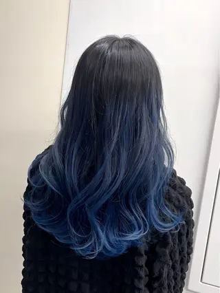 ロング ✨透明感艶カラー YUKI✨のヘアスタイル