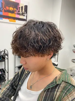 ショート パーマ メンズ 波巻きスパイラル🌀 新潟/万代/山下優のヘアスタイル