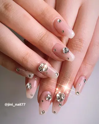 ネイル JINI NAIL所属・ジニ ネイルのネイルデザイン