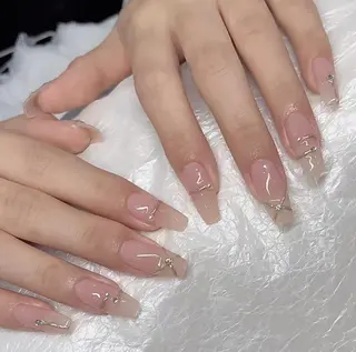 ネイル Queens 榊 まおのネイルデザイン