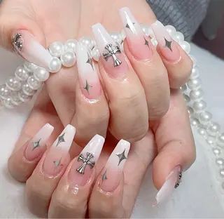 ネイル B·U Nail大宮 長さだし専門店のネイルデザイン