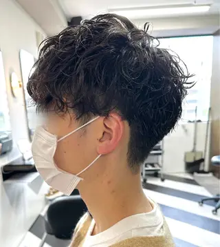 ショート パーマ メンズ 守屋 寿哉のヘアスタイル