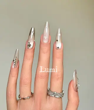 ネイル 神崎 理沙のネイルデザイン