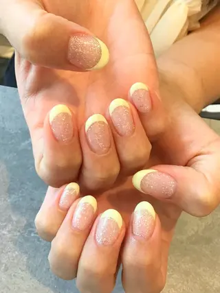 ネイル Nest 岩崎のネイルデザイン