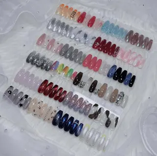 ネイル Momo🍑 【パラジェル取扱店】のネイルデザイン