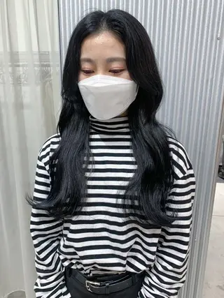 ロング カラー ヘアアレンジ yuka .のヘアスタイル