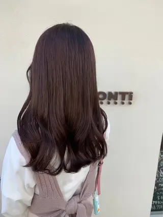 ロング N&A CONTi所属・阿部 桃花のヘアスタイル