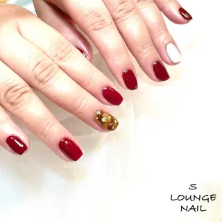 ネイル S LOUNGE NAIL所属・パーツたくさん🍓 SUMIのネイルデザイン