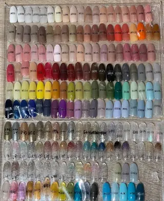 ネイル マシェリ梅田店 risakoのネイルデザイン