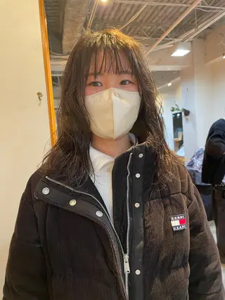 ミディアム カラー パーマ レイヤー／似合わせ TAKUYAのヘアスタイル