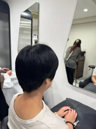 ショート カラー APHRODITE GINZA 御茶ノ水神保町店所属・石井 紗弥🎀🫧/ 御茶ノ水神保町店✨️のヘアスタイル