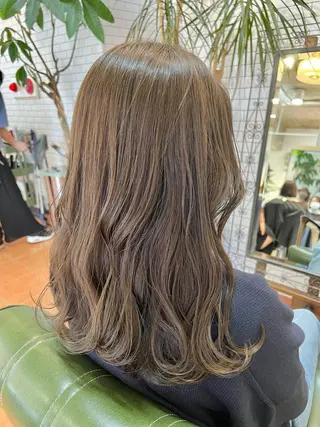 ロング カラー 石井 佑樹のヘアスタイル